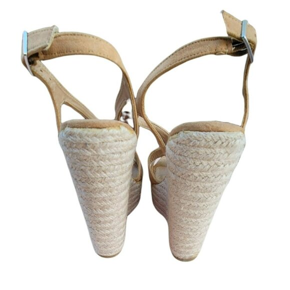 Beige Suede Platform Sandals Heels Wedges XOXO Sabeen Sand Neutral Size 8 LH8228 - Picture 7 of 8